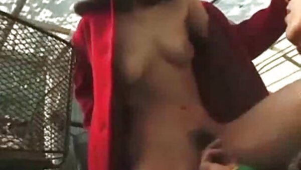 Cantik lesbian babe Riley Reid menggoda pelakon melayu seks rayuan seks berambut perang dan menjilat farajnya