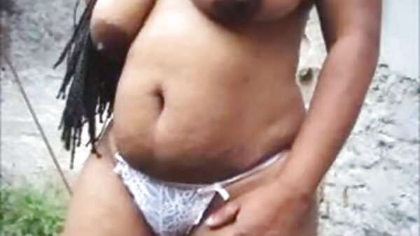 Slutty Marion mempunyai seks oral MMF yang melayu pantat ketat kotor