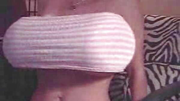 Babe yang lazat bohsia seks Belle Sparkles mendapat kacau teruk dalam kedudukan mengiring