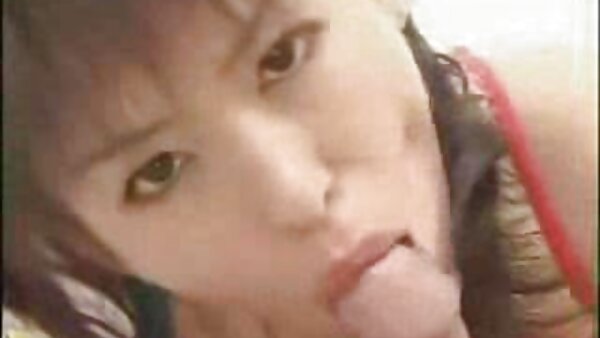 Nikki yang mempesonakan telah pantat melayu basah membuat mukanya sayu dengan air mani