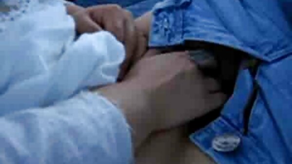 Johnny Castle mengongkek dan video seks melayu suami isteri menjilat pussy milf menyelerakan jahat