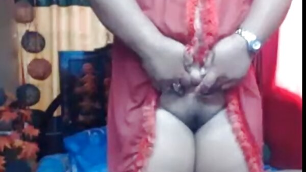 Lana Sweet berambut perang pelincir tertusuk awek korek pantat pada zakar yang keras dan berisi
